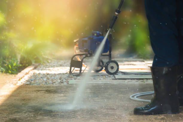 Professional Pressure Washing Services in Charlotte, MI